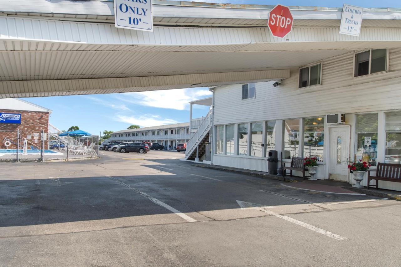 Americas Best Value Inn Hyannis Zewnętrze zdjęcie