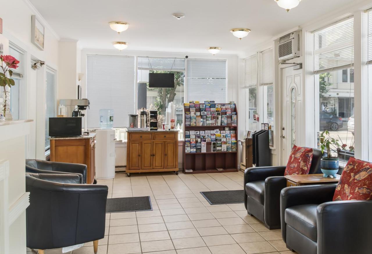 Americas Best Value Inn Hyannis Zewnętrze zdjęcie
