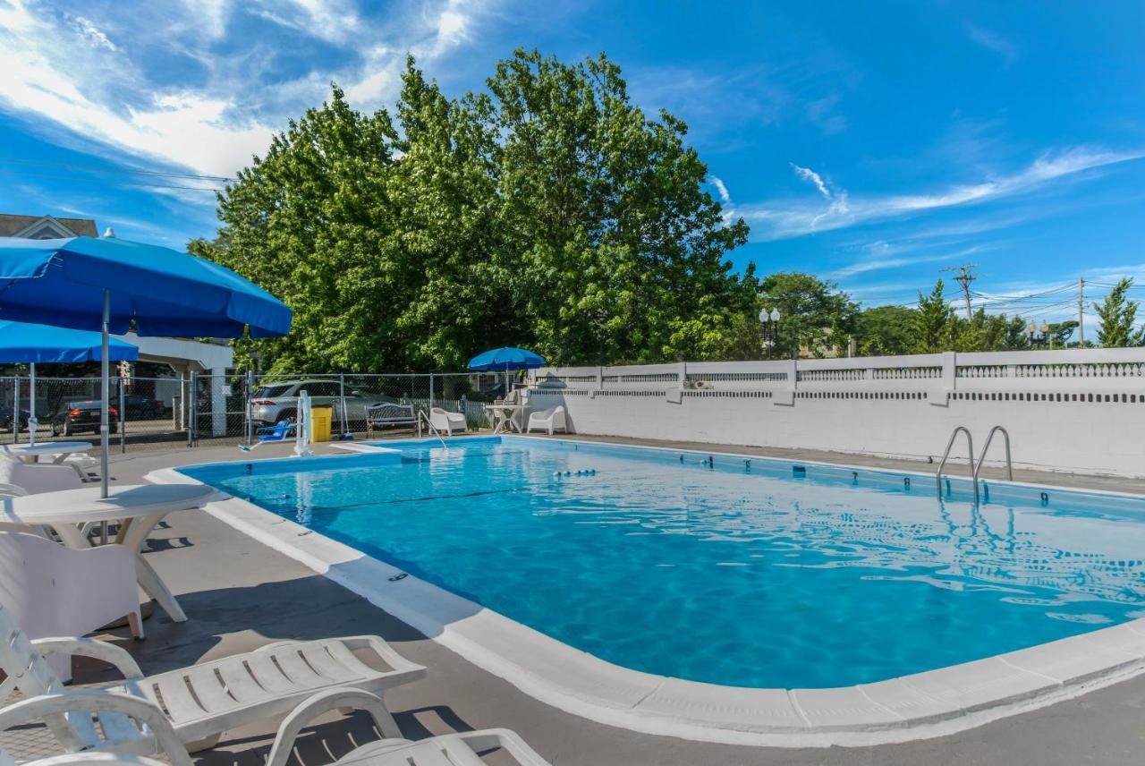 Americas Best Value Inn Hyannis Zewnętrze zdjęcie